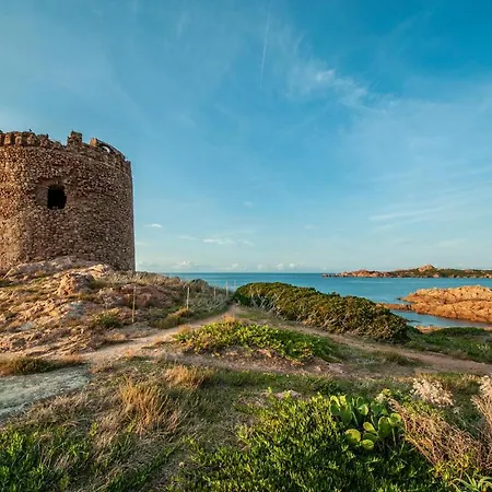 1 Bedroom Cozy In Isola Rossa
